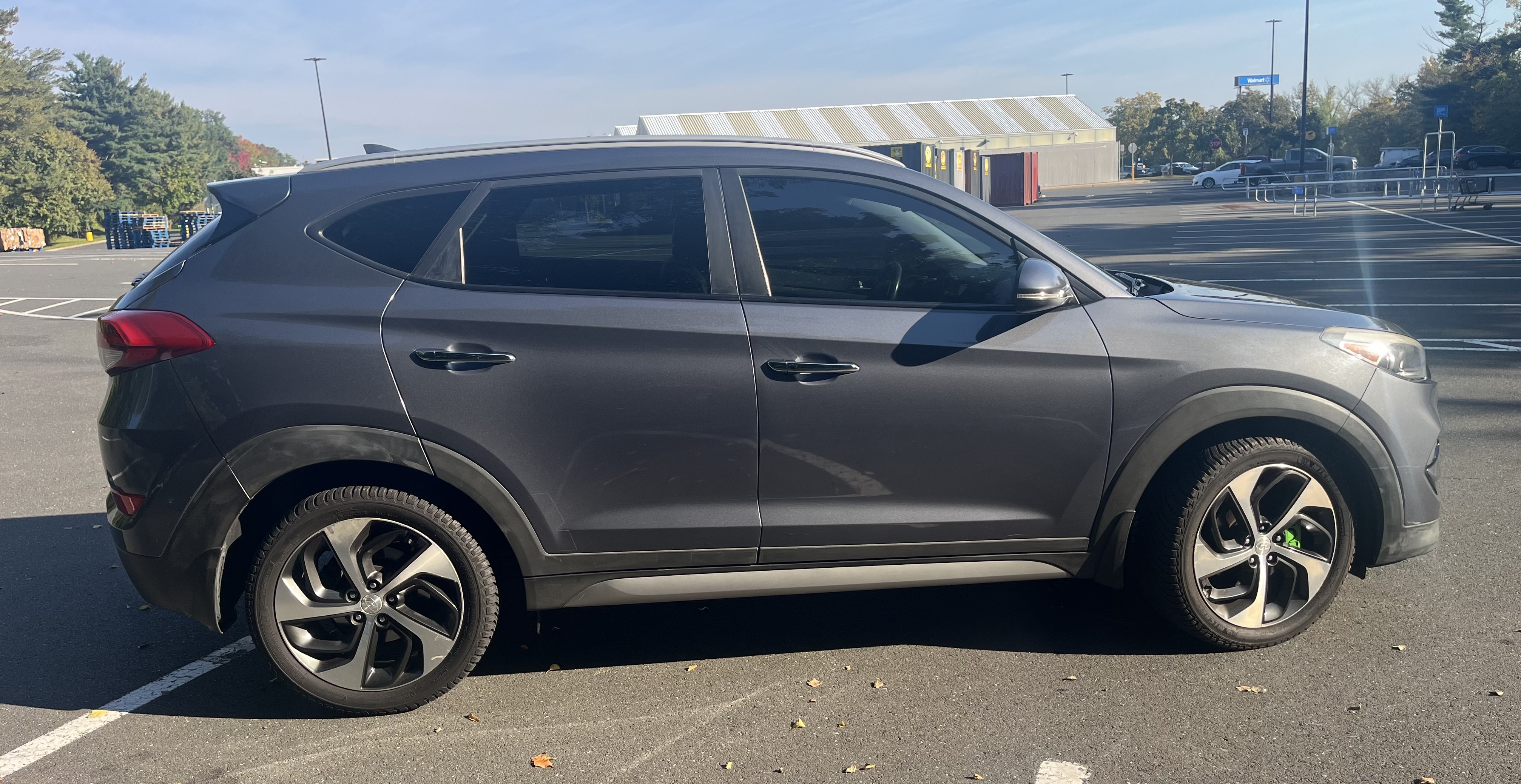 Used 2017 Hyundai Tucson Limited AWD/4WD image 2