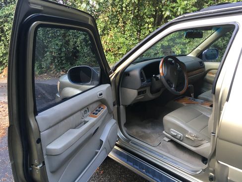 Used 2002 INFINITI QX4 4WD image 9