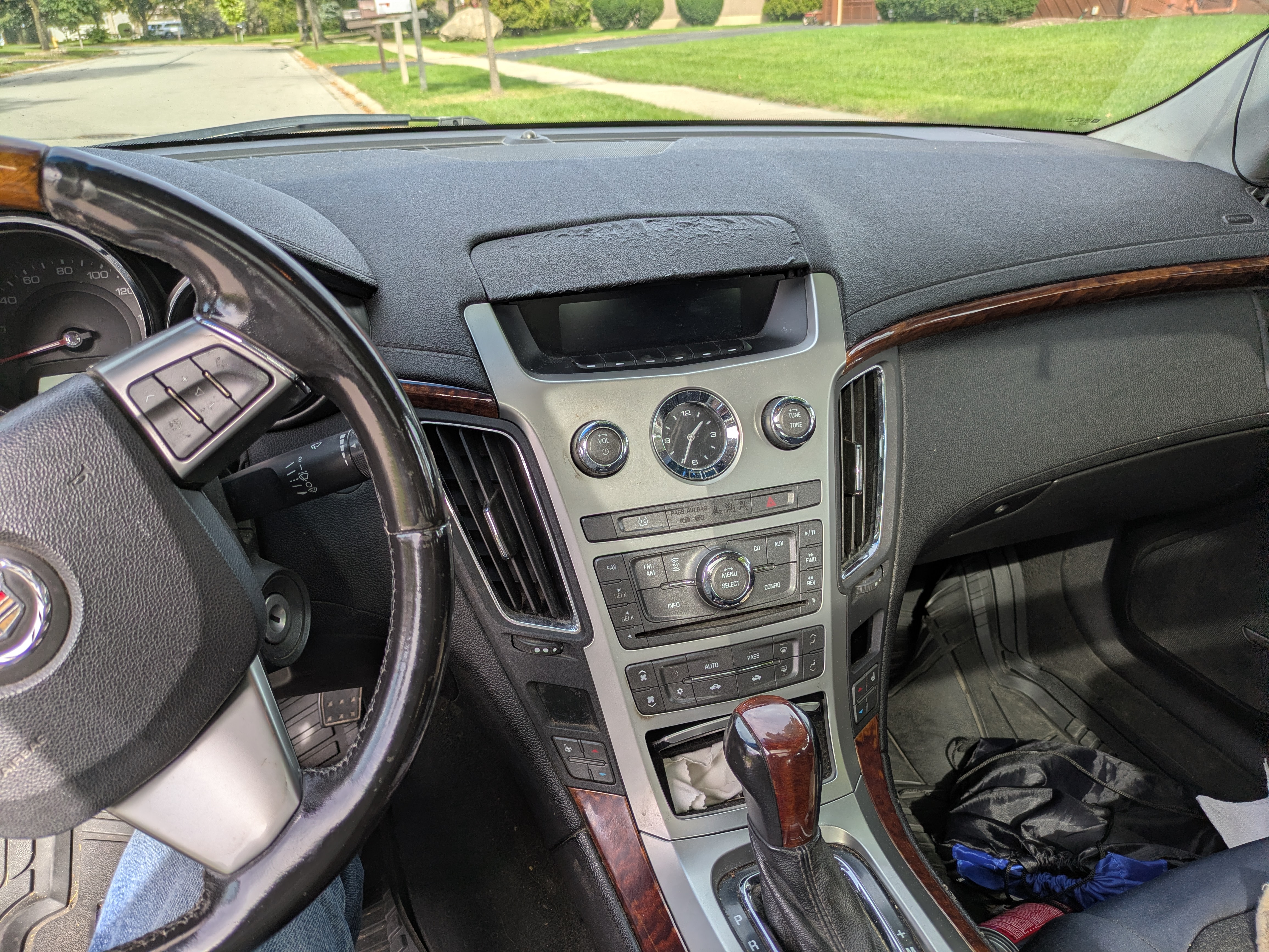 Used 2010 Cadillac CTS Luxury AWD/4WD image 2