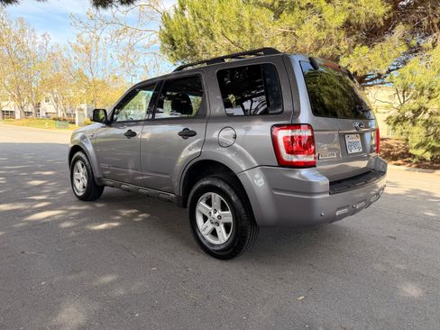 Used 2008 Ford Escape 2WD Hybrid image 4