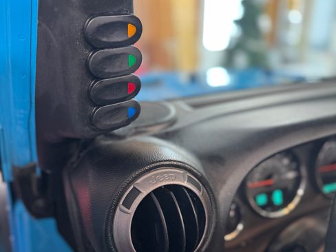 Used 2017 Jeep Wrangler Unlimited Sport w/ Quick Order Package 24S image 15