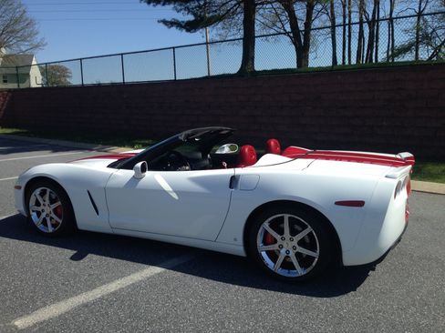 Used 2008 Chevrolet Corvette Convertible w/ Preferred Equipment Group RWD image 6