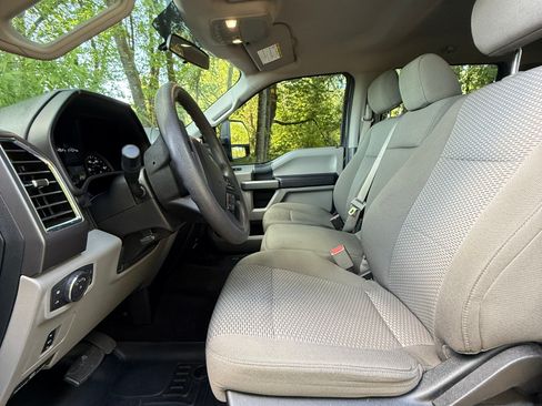 Used 2017 Ford F250 XLT w/ XLT Value Package AWD/4WD image 13