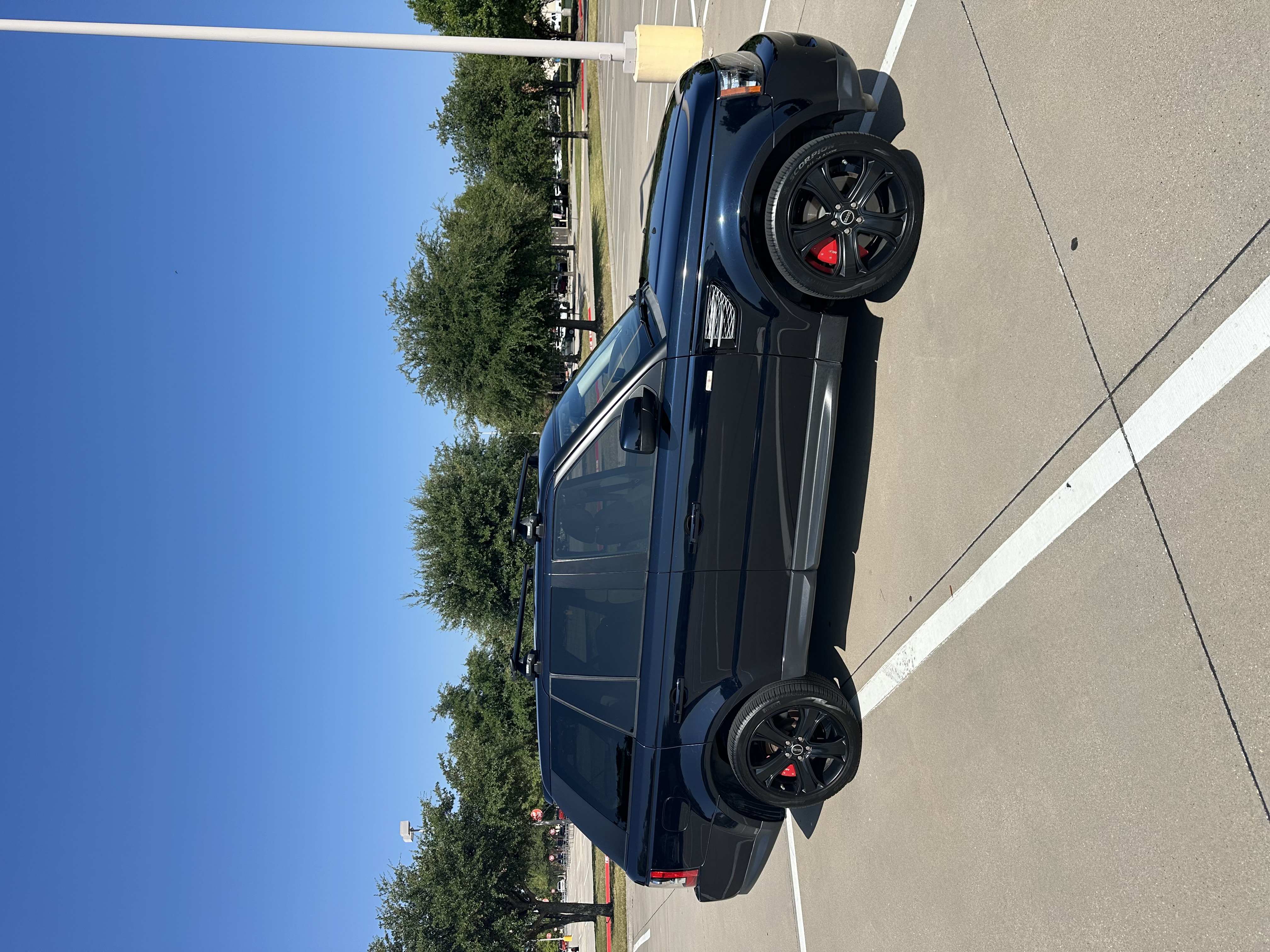 Used 2012 Land Rover Range Rover Sport HSE LUX AWD/4WD image 1