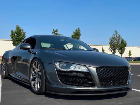 Used 2012 Audi R8 V10 image 4
