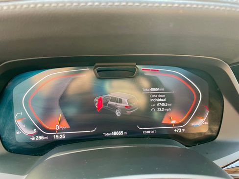 Used 2020 BMW X7 xDrive50i w/ Off-Road Package image 13