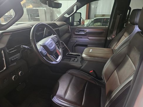 Used 2024 GMC Sierra 3500 Denali w/ Denali Reserve Package image 12