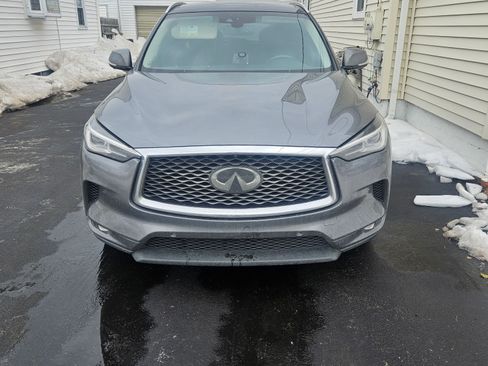 Used 2019 INFINITI QX50 Essential w/ Premium Heat Package image 9