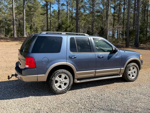 Used 2003 Ford Explorer Eddie Bauer image 8
