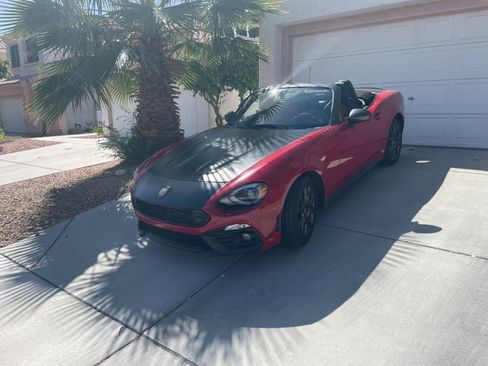 Used 2019 FIAT 124 Spider Abarth w/ Navigation & Sound Group image 2