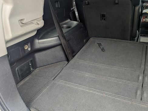 Used 2012 Toyota Highlander Limited w/ Tow Pkg image 30