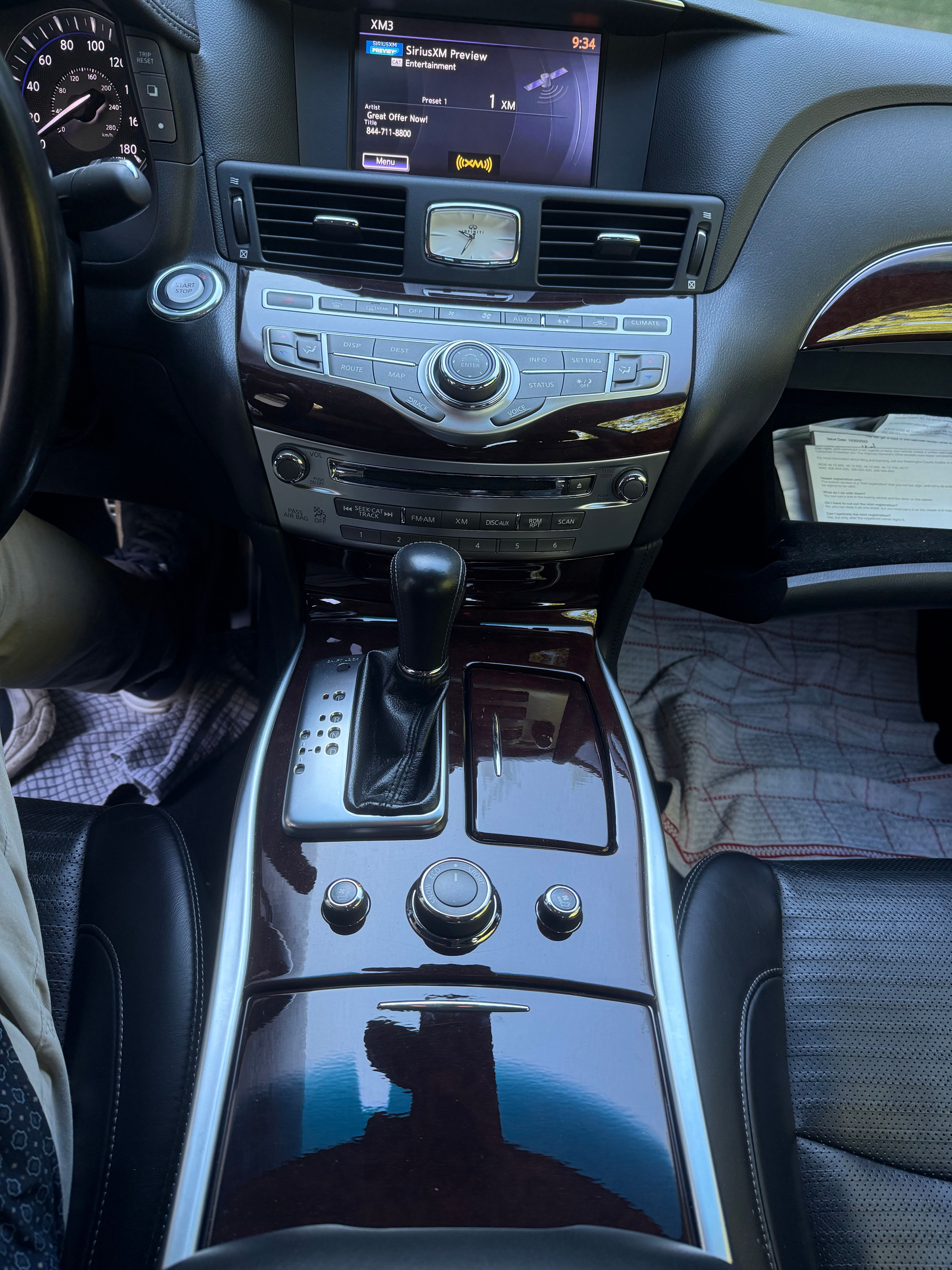 Used 2011 INFINITI M37 w/ Sport Pkg RWD image 17