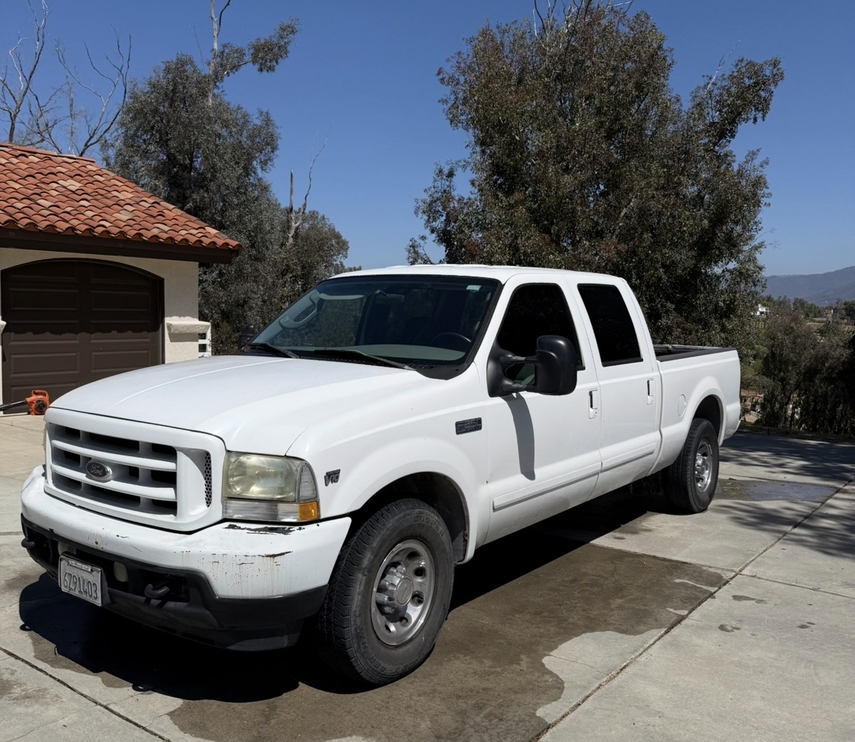 Used 2003 Ford F250 XL RWD image 2