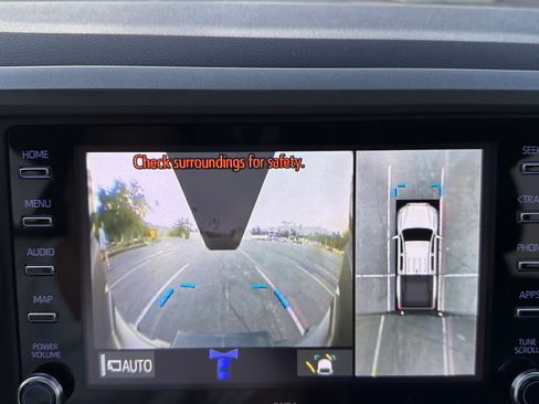 Used 2021 Toyota Tacoma TRD Off-Road w/ TRD Premium Off Road Package image 21