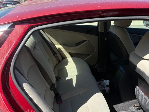 Used 2015 Kia Optima LX FWD image 2