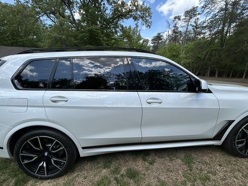 Used 2020 BMW X7 xDrive40i w/ M Sport Package AWD/4WD image 32