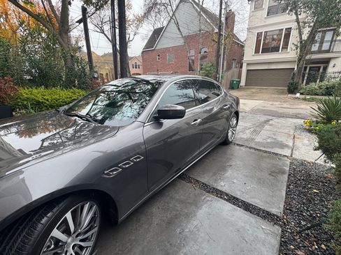 Used 2018 Maserati Quattroporte S Q4 image 2