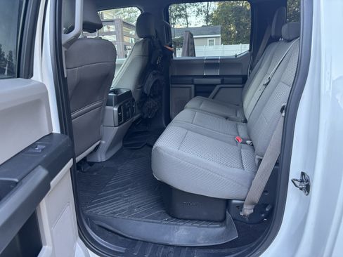 Used 2016 Ford F150 XLT w/ Equipment Group 302A Luxury image 16