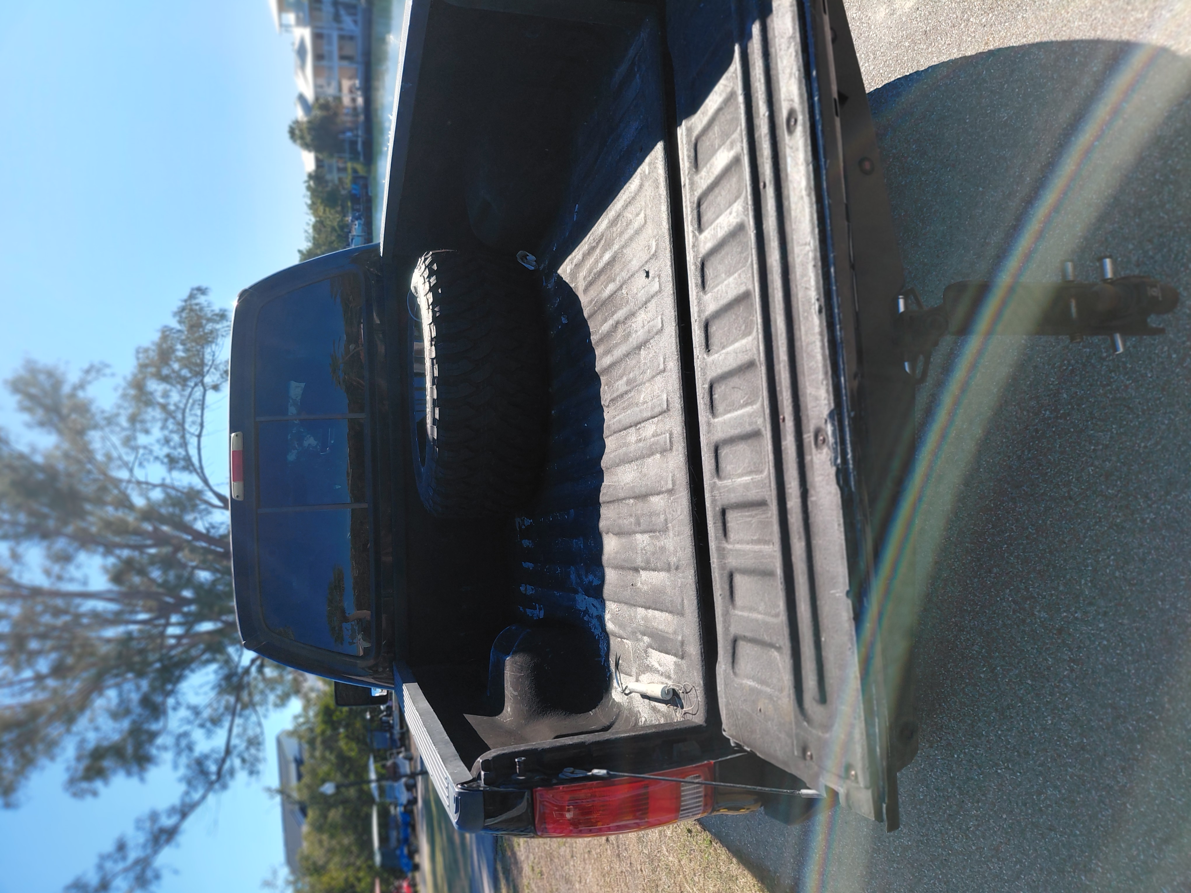 Used 2005 Ford F250 Lariat AWD/4WD image 10