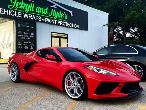 Used 2020 Chevrolet Corvette Stingray Preferred Cpe w/ 2LT Preferred Equipment Group image 19