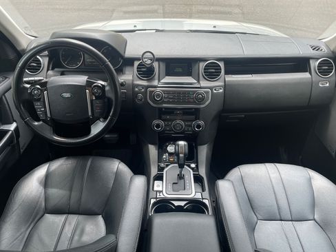 Used 2011 Land Rover LR4 AWD/4WD image 17