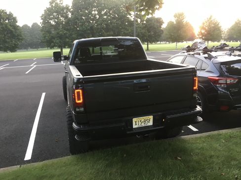 Used 2017 GMC Sierra 1500 SLE image 8