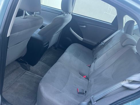 Used 2013 Toyota Prius Three image 11