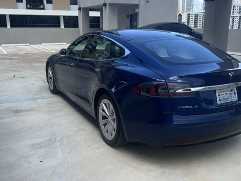Used 2017 Tesla Model S 75D AWD/4WD image 5