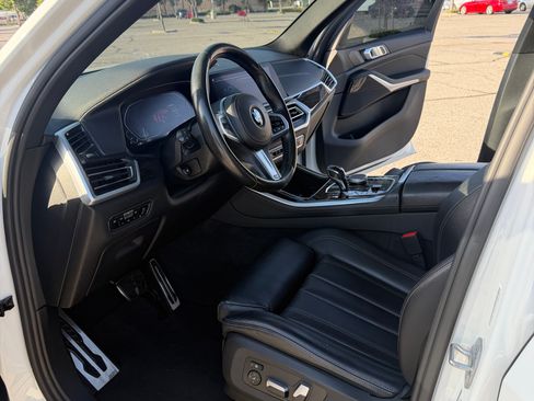 Used 2021 BMW X5 sDrive40i w/ M Sport Package RWD image 12