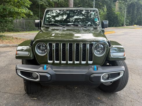 Used 2023 Jeep Wrangler Unlimited Sahara w/ Cold Weather Group AWD/4WD image 26