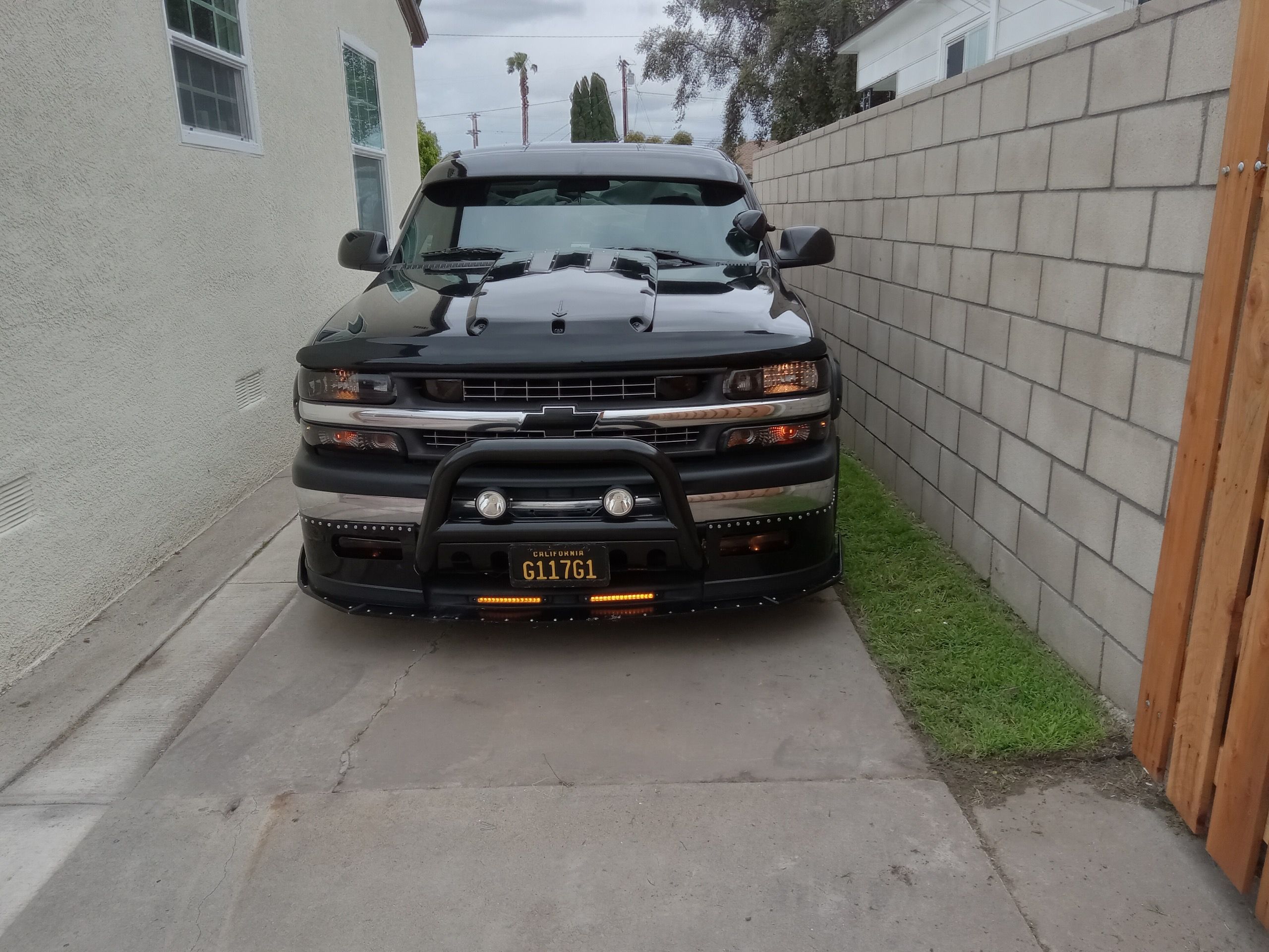 Used 2001 Chevrolet Silverado 1500 LS RWD image 2