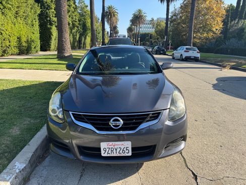 Used 2012 Nissan Altima 2.5 S w/ Convenience Pkg FWD image 4