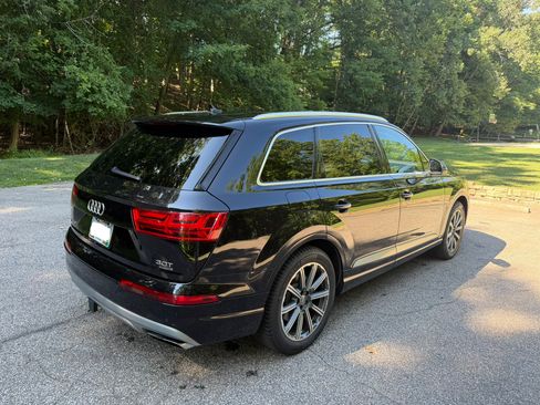 Used 2017 Audi Q7 3.0T Prestige w/ Prestige Package AWD/4WD image 5