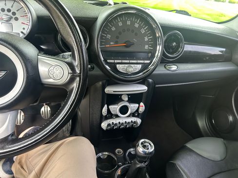 Used 2009 MINI Cooper S FWD image 6