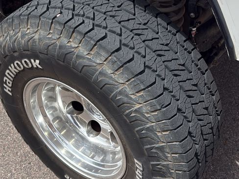 Used 2001 Jeep Cherokee Sport AWD/4WD image 10