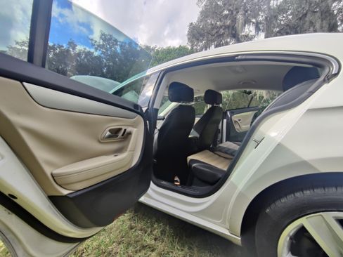 Used 2014 Volkswagen CC Sport image 5