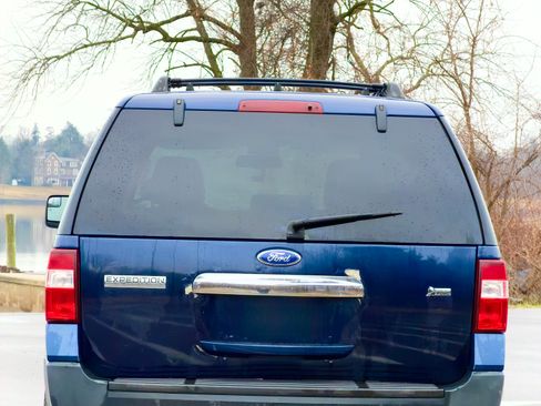 Used 2011 Ford Expedition XL image 9