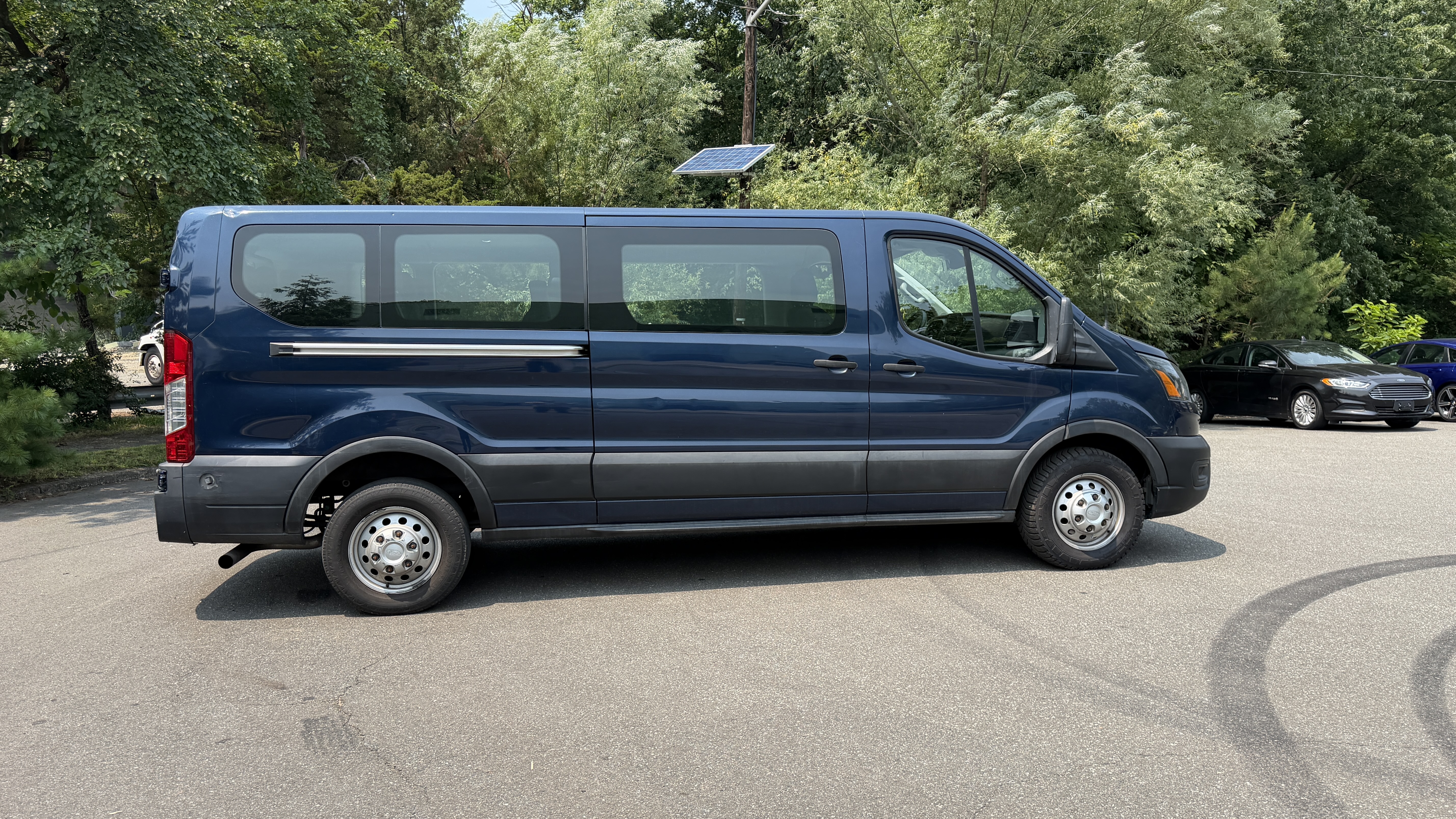 Used 2020 Ford Transit 350 XL AWD/4WD image 4