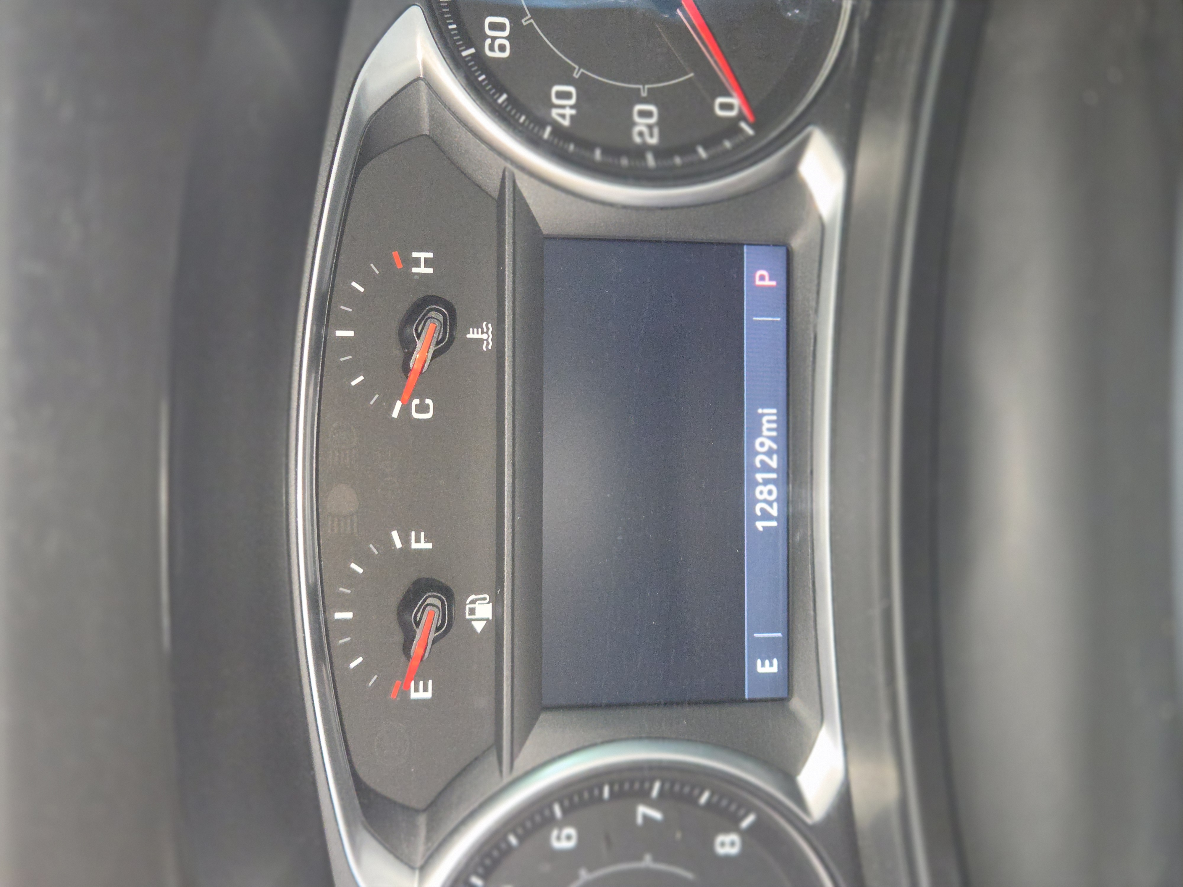 Used 2020 GMC Terrain SLT w/ Preferred Package AWD/4WD image 17