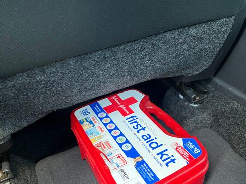 Used 2017 Nissan Versa SV image 10