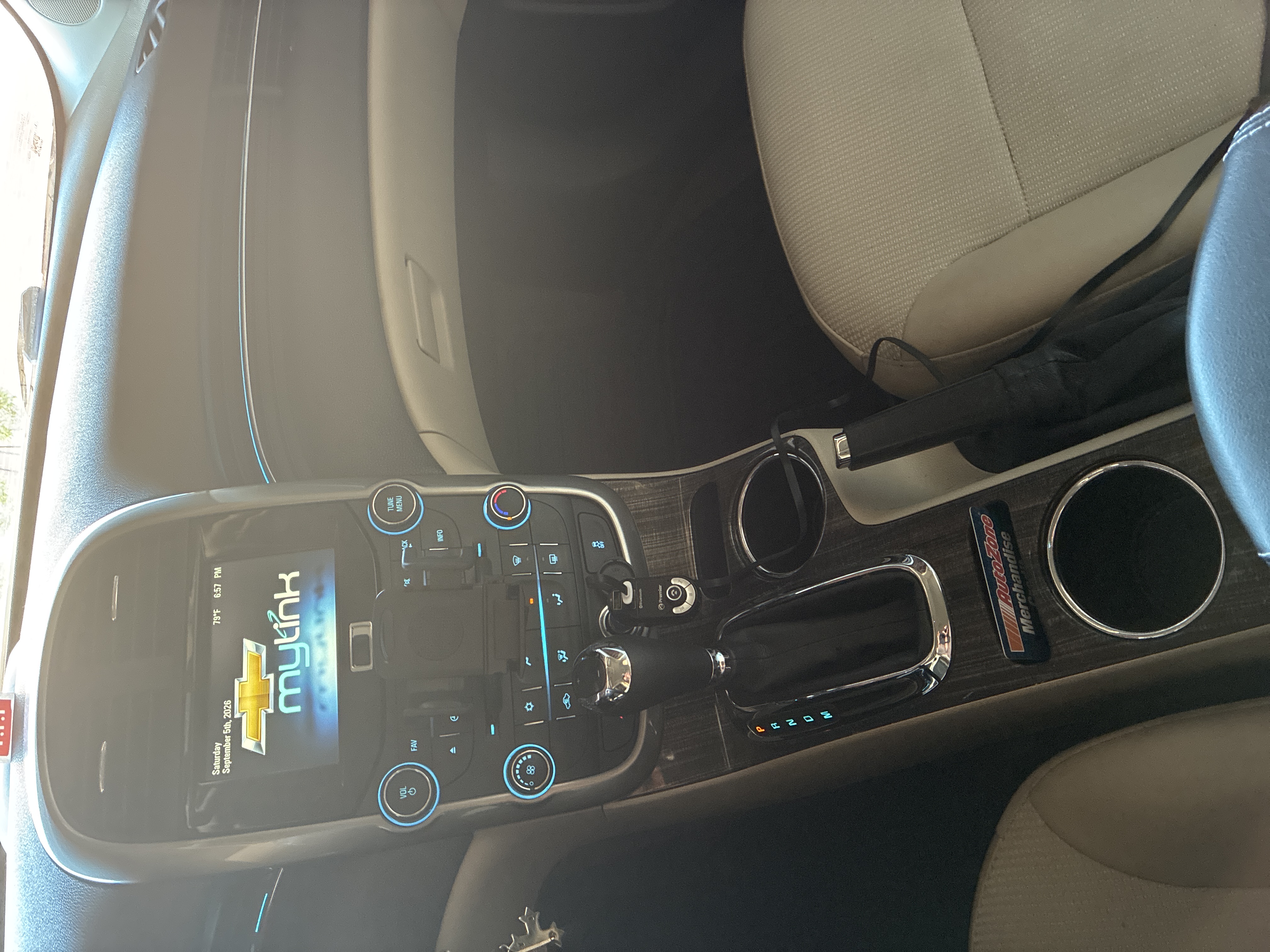 Used 2015 Chevrolet Malibu LT w/ Power Convenience Package FWD image 9