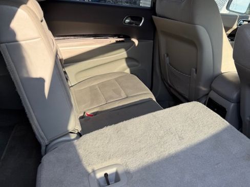 Used 2011 Dodge Durango Crew image 14