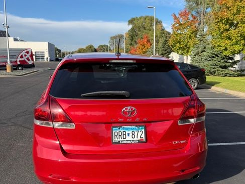 Used 2013 Toyota Venza LE AWD/4WD image 4