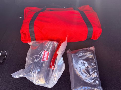 Used 2025 Jeep Wrangler Unlimited Rubicon image 8