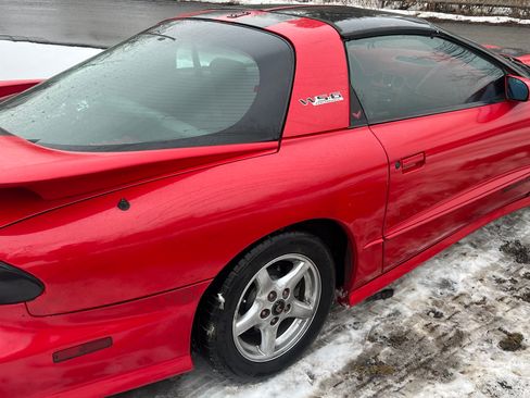 Used 1998 Pontiac Firebird Formula w/ Security Pkg image 8