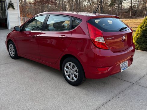 Used 2014 Hyundai Accent GS image 5
