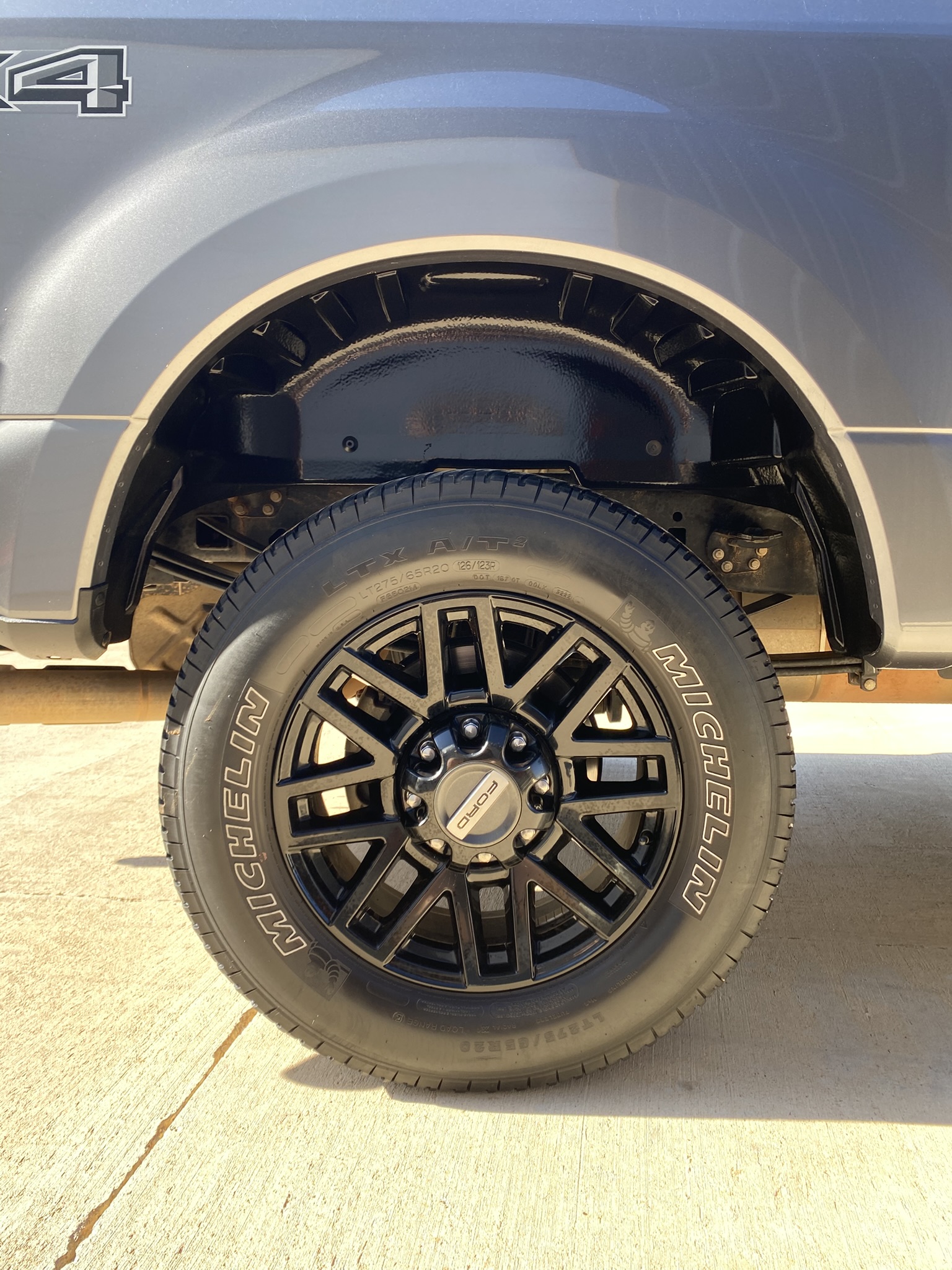 Used 2022 Ford F250 XLT w/ Black Appearance Package AWD/4WD image 20