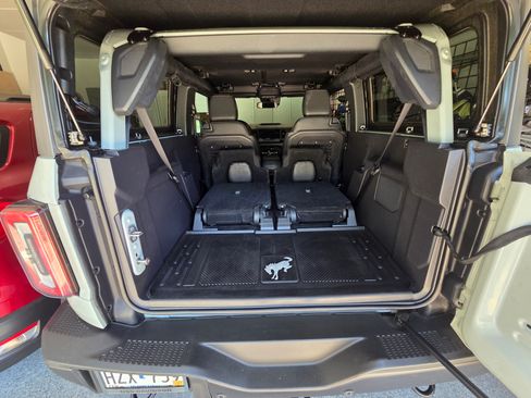 Used 2022 Ford Bronco Badlands AWD/4WD image 11