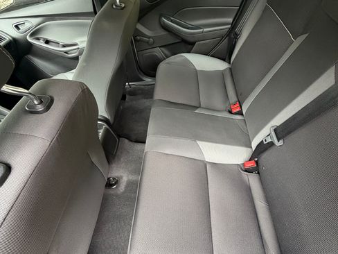 Used 2013 Ford Focus S FWD image 15