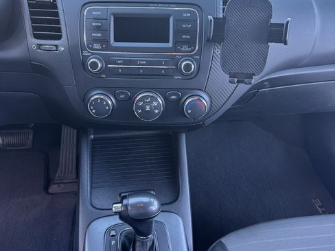 Used 2015 Kia Forte EX image 10